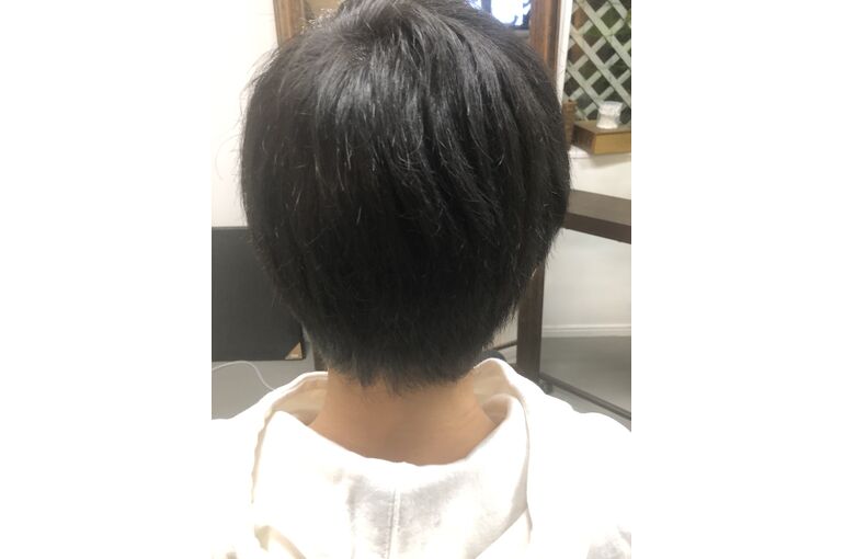 変身前の髪型